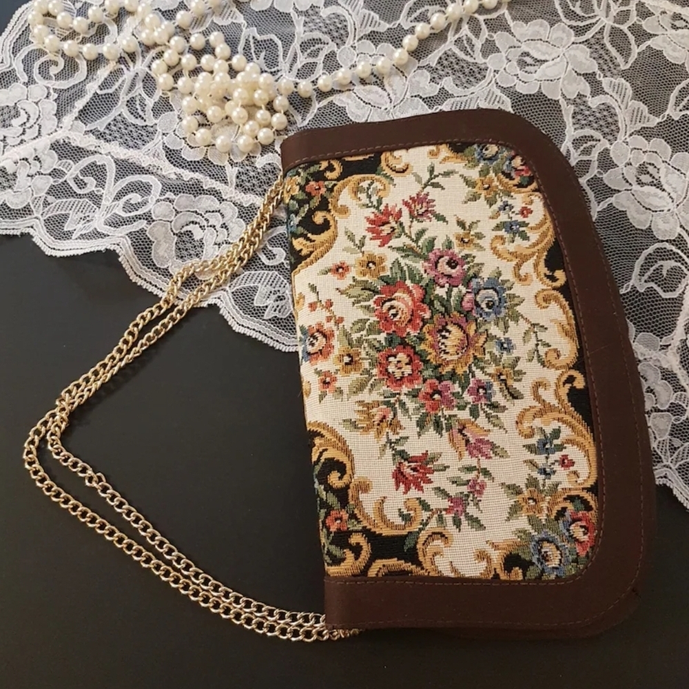 VINTAGE Floral Tapestry Convertible Clutch Shoulder Bag Gold Chain Hong Kong